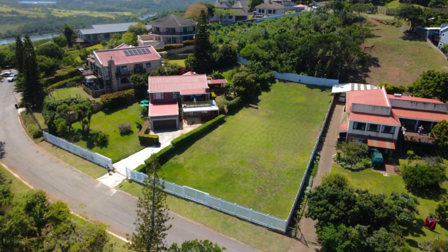 4 Bedroom Property for Sale in Cintsa East Eastern Cape